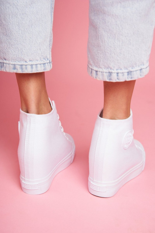 Tênis modelo sapatos Big Star cor branca FF274A192