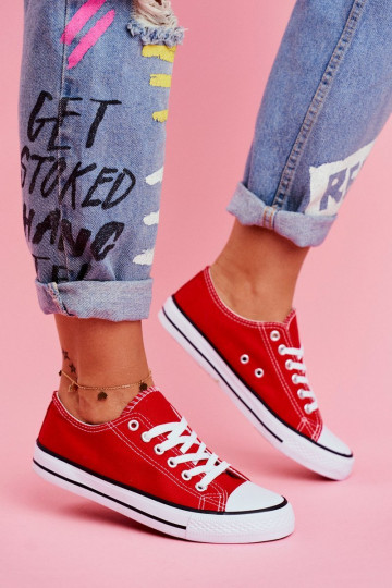 Sapatos casuais vermelhos de modelo clássico