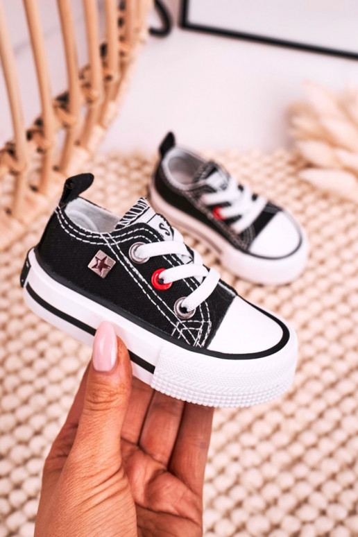 Tênis modelo clássico infantil com sola plana BIG STAR HH374194 cor preta