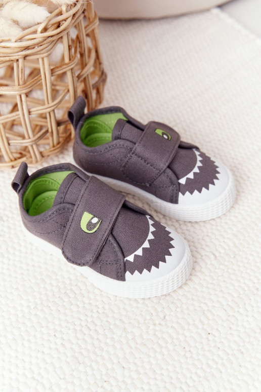Calçado infantil de lazer com fechos adesivos com tubarão na cor cinza Calçado infantil de lazer com fechos adesivos com tubarão na cor cinza