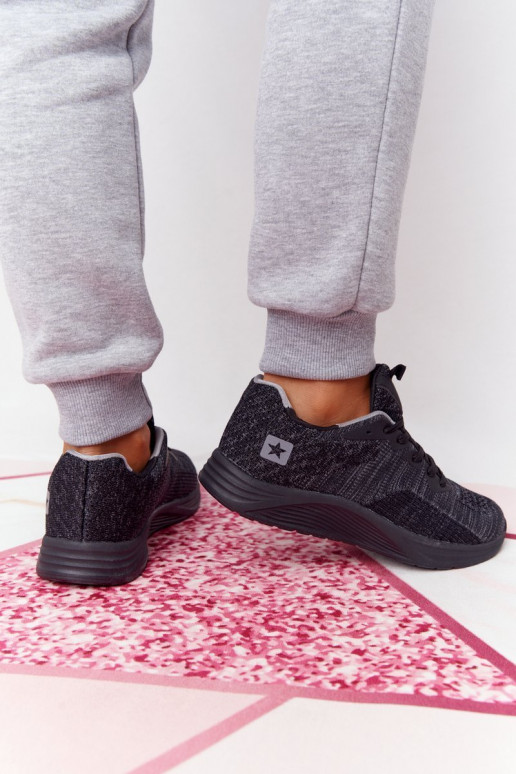 Calçado estilo esportivo Comfort Foam cor preta Longa Distância