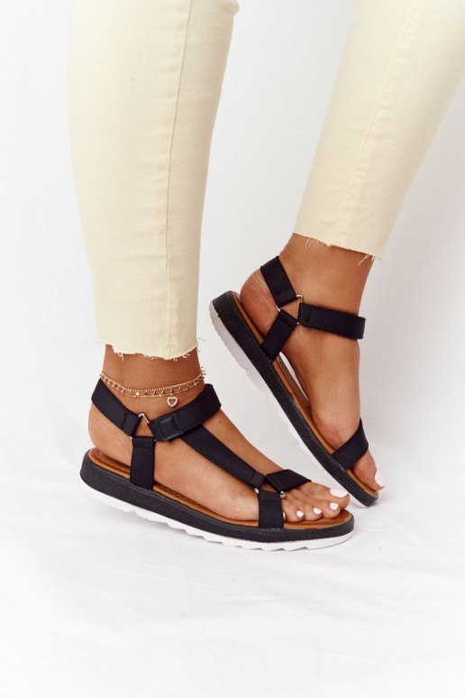 Sandálias femininas com sola de borracha na cor preta Stranger Sandálias femininas com sola de borracha na cor preta Stranger