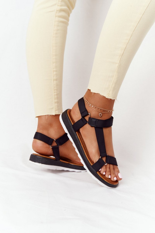 Sandálias femininas com sola de borracha na cor preta Stranger Sandálias femininas com sola de borracha na cor preta Stranger