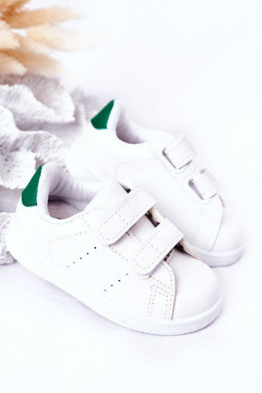 Tênis infantil com fechos adesivos Cor branco e verde Califórnia