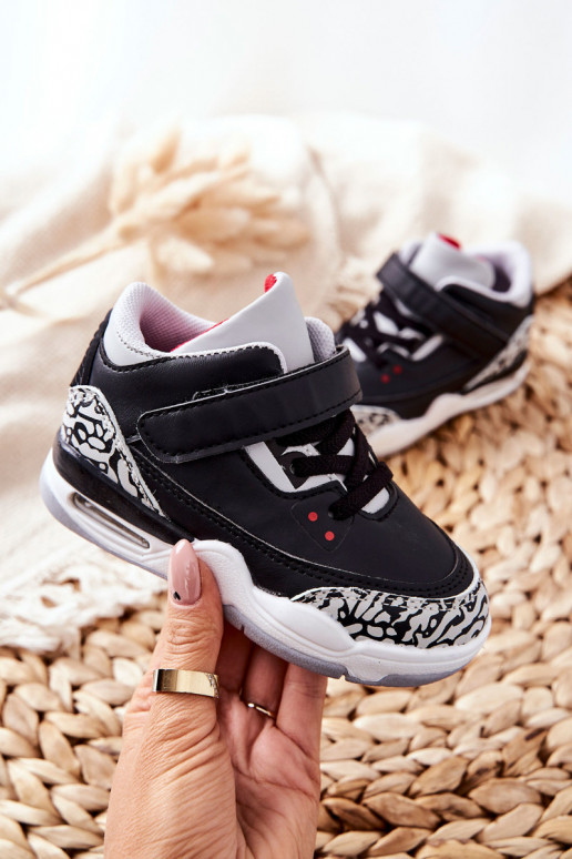 Tênis infantil Linho preto e vermelho Tênis infantil Linho preto e vermelho