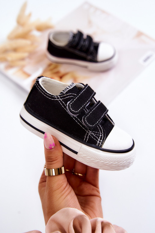 Sapatos casuais infantis com fechos adesivos em Bernie preto
