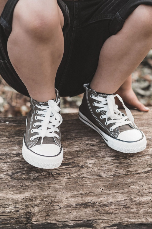 Calçado infantil de lazer com sola na cor cáqui Filemon Calçado infantil de lazer com sola na cor cáqui Filemon