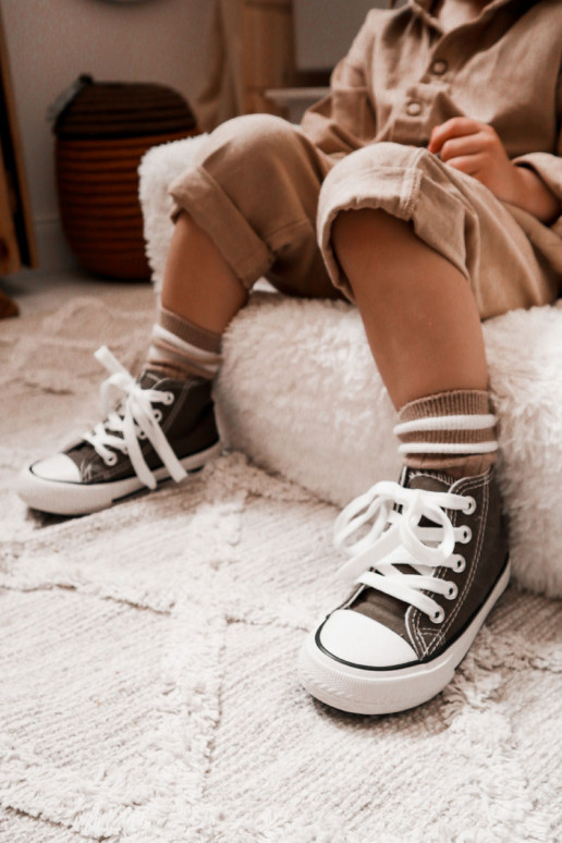 Calçado infantil de lazer com sola na cor cáqui Filemon Calçado infantil de lazer com sola na cor cáqui Filemon