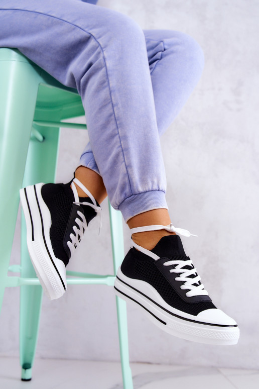 Tênis com sola tipo meia na cor preta Soren Tênis com sola tipo meia na cor preta Soren