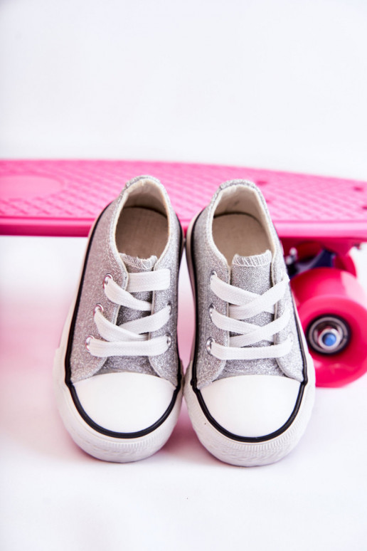 Sapatos casuais infantis com tiras na cor prata Wella Sapatos casuais infantis com tiras na cor prata Wella