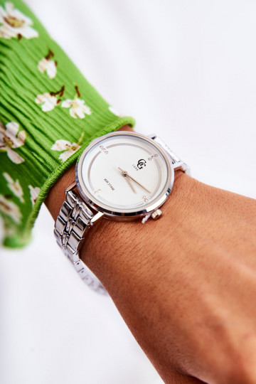Relógio feminino GG Luxe cor prata 2