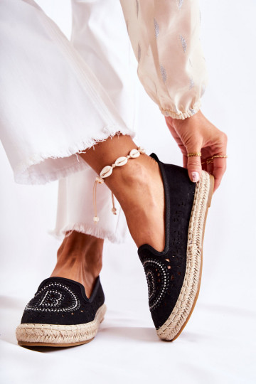 com elementos perfurados Alpercatas de um modelo marcante em preto Meredith 2