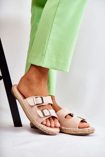 Modelo clássico Chinelos femininos de camurça bege Casilda