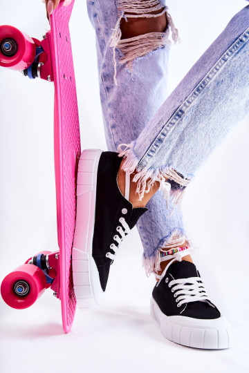 Sapatos plataforma femininos em preto Comes 2