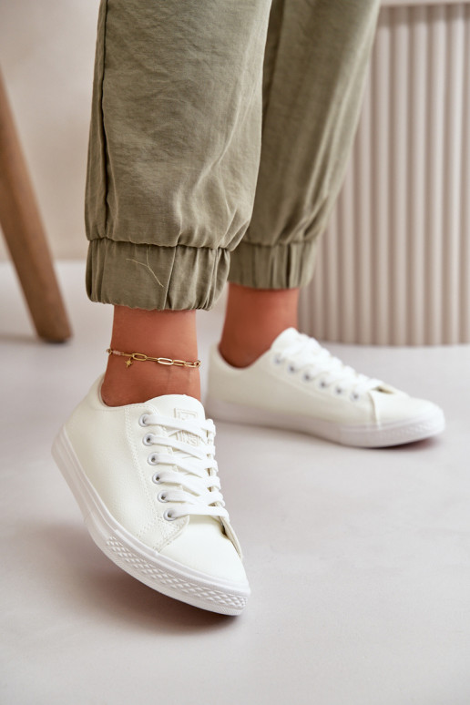 com alças Sapatos casuais modelo clássico na cor branca Misima