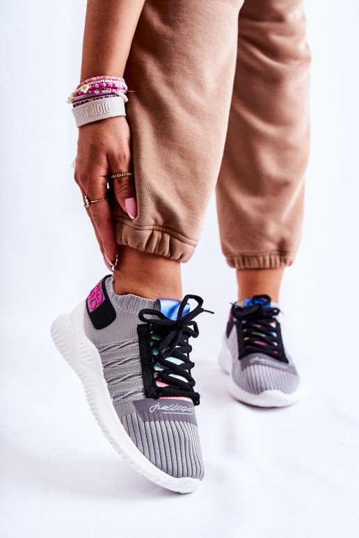 Sapatos Klayra do modelo tênis na cor cinza