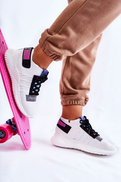 Sapatos Klayra cor branca do modelo tênis Sapatos Klayra cor branca do modelo tênis