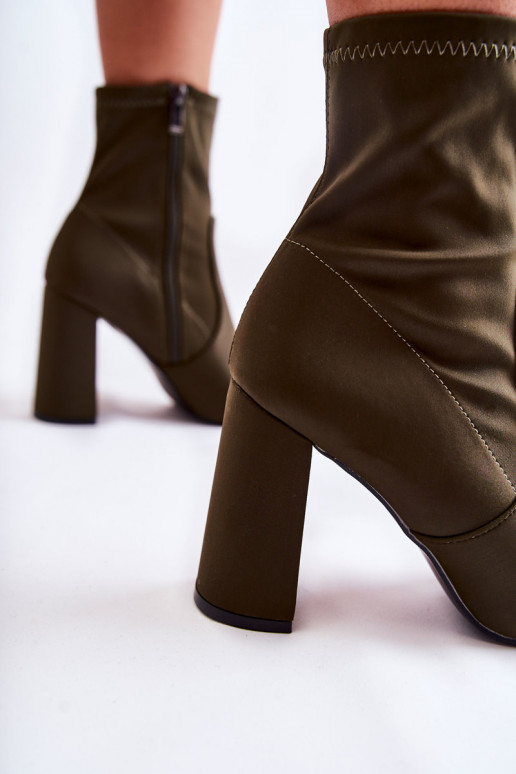 Botas de tecido com salto na cor cáqui Amile