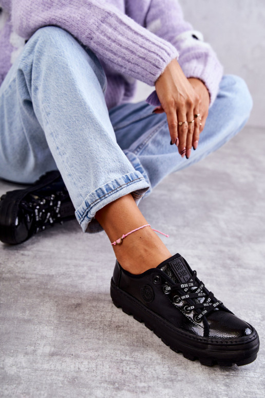 sapatos de lazer com efeito laca Big Star KK274044 cor preta sapatos de lazer com efeito laca Big Star KK274044 cor preta