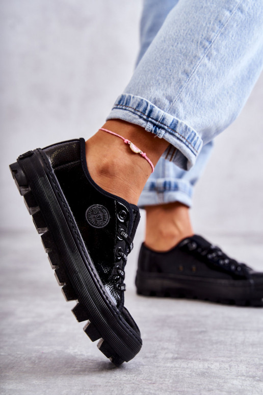 sapatos de lazer com efeito laca Big Star KK274044 cor preta sapatos de lazer com efeito laca Big Star KK274044 cor preta