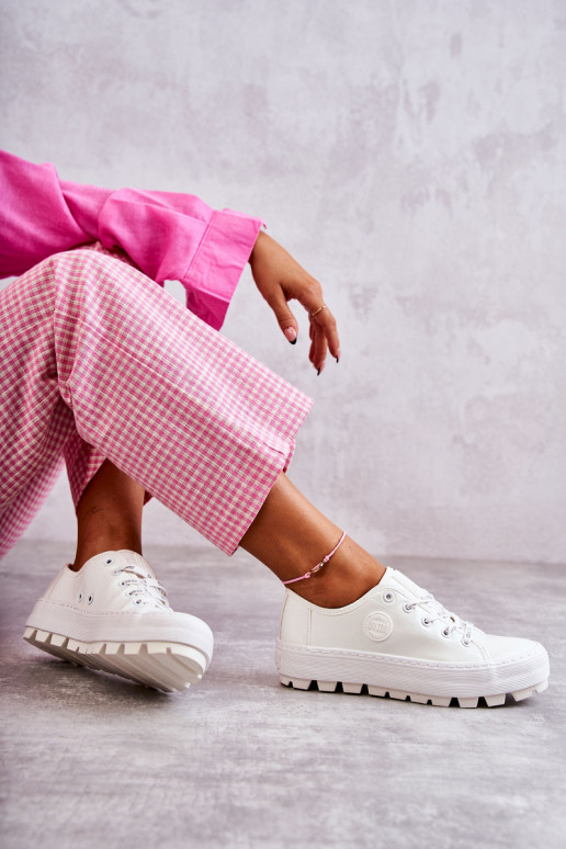 sapatos de lazer com efeito verniz Big Star KK274045 cor branca