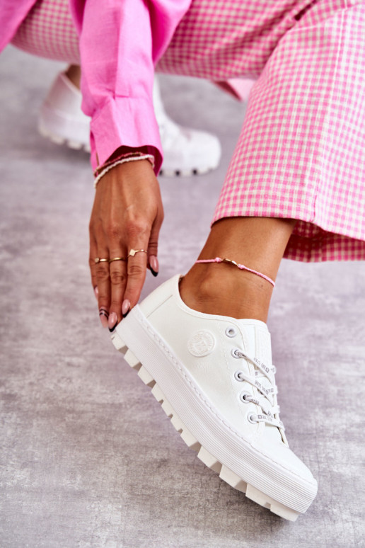 sapatos de lazer com efeito verniz Big Star KK274045 cor branca