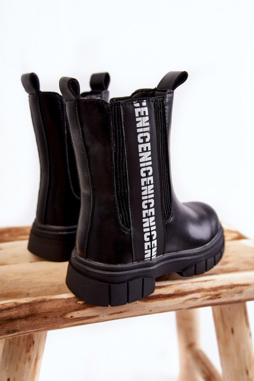 Botas infantis aquecidas na cor preta Kimmy