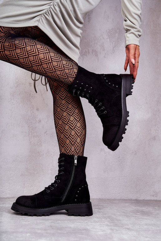 confeccionada em camurça Botas com rebites na cor preta Palmira