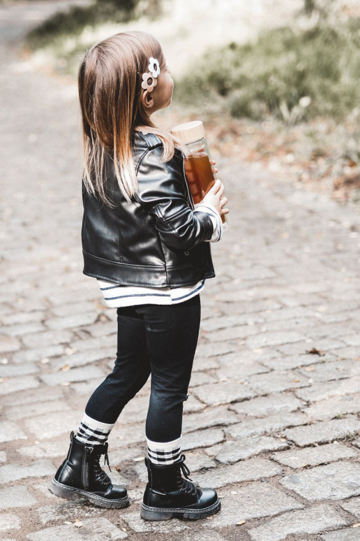 Botas infantis com zíper na cor preta Omua Botas infantis com zíper na cor preta Omua