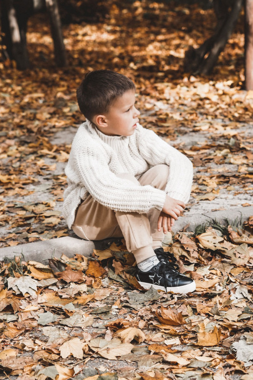 Calçado desportivo infantil com atacadores Big Star KK374223 cor preta