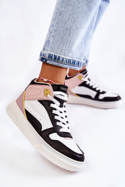 calçados esportivos em várias cores em Silje calçados esportivos em várias cores em Silje