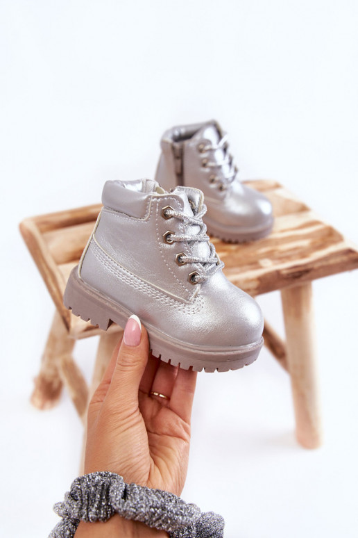Botas infantis com cadarço e zíper na cor prata Dexter Botas infantis com cadarço e zíper na cor prata Dexter