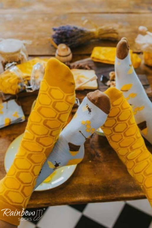 2 pares de meias coloridas