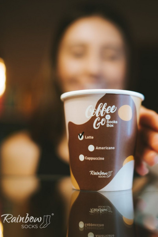 Meias coloridas em caixa Caffe Latte 1 par