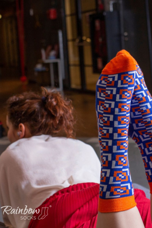 Meias coloridas com motivos geométricos 3 pares