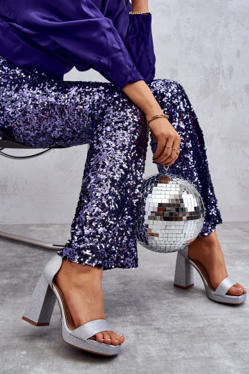 Sandálias brilhantes com salto largo em prata Calmi 2