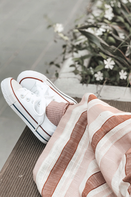 Calçado desportivo infantil clássico na cor branca Filemon Calçado desportivo infantil clássico na cor branca Filemon