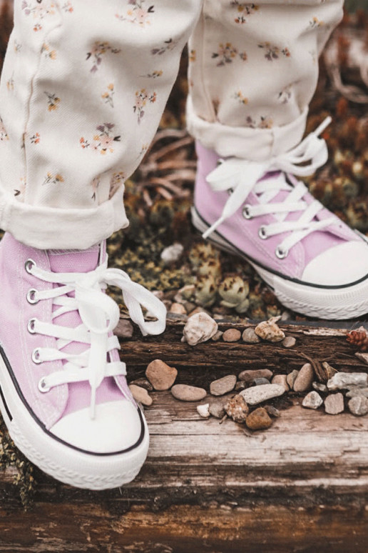 Calçado infantil com sola roxa Filemon