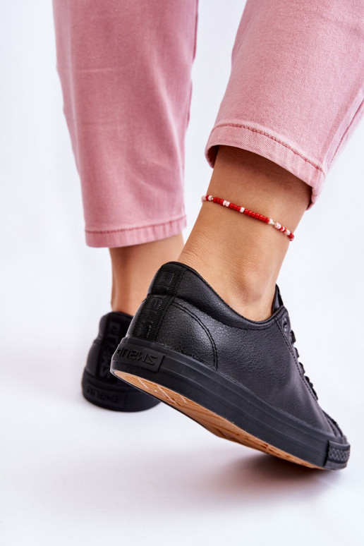 com alças Sapatos casuais modelo clássico na cor preta Misima