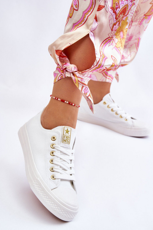 Sapatos de lazer modelo clássico cor branco-ouro Ecoma Sapatos de lazer modelo clássico cor branco-ouro Ecoma