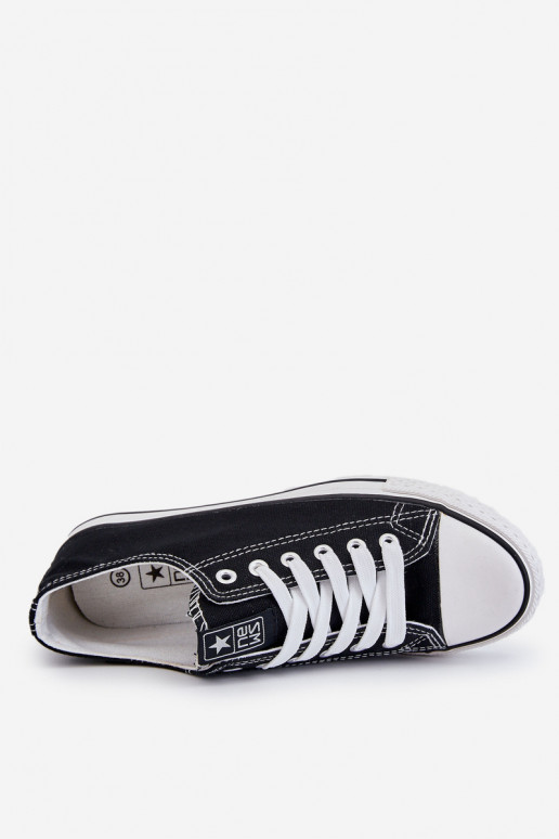 Sapatos de lazer modelo clássico na cor preta com sola branca Ecoma