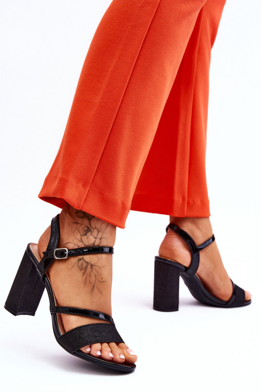 com brilho Sandálias elegantes de salto alto na cor preta Alicia com brilho Sandálias elegantes de salto alto na cor preta Alicia