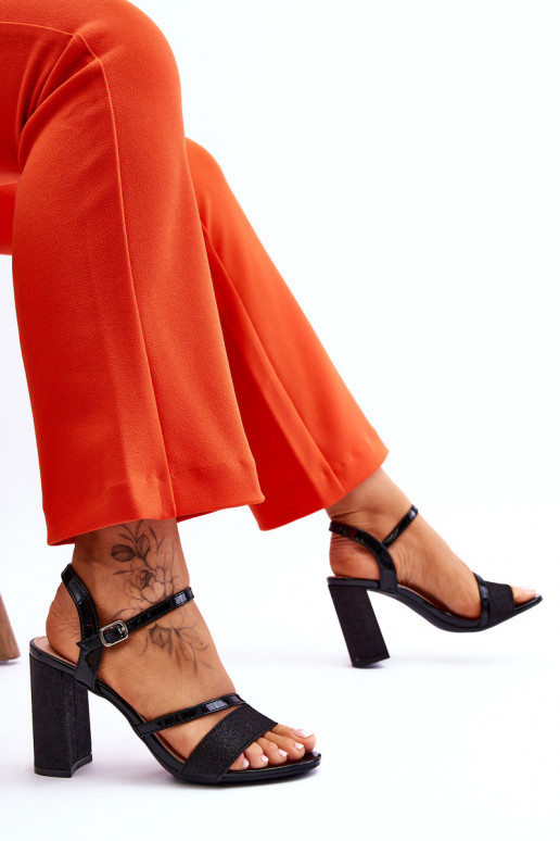 com brilho Sandálias elegantes de salto alto na cor preta Alicia com brilho Sandálias elegantes de salto alto na cor preta Alicia