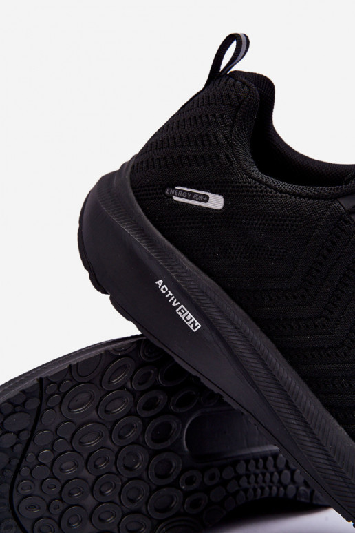 Modelo clássico Sapatos esportivos na cor preta Matias