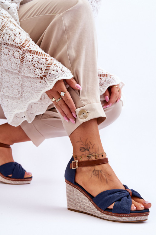 Sandálias femininas na cor azul escuro Daphne Sandálias femininas na cor azul escuro Daphne