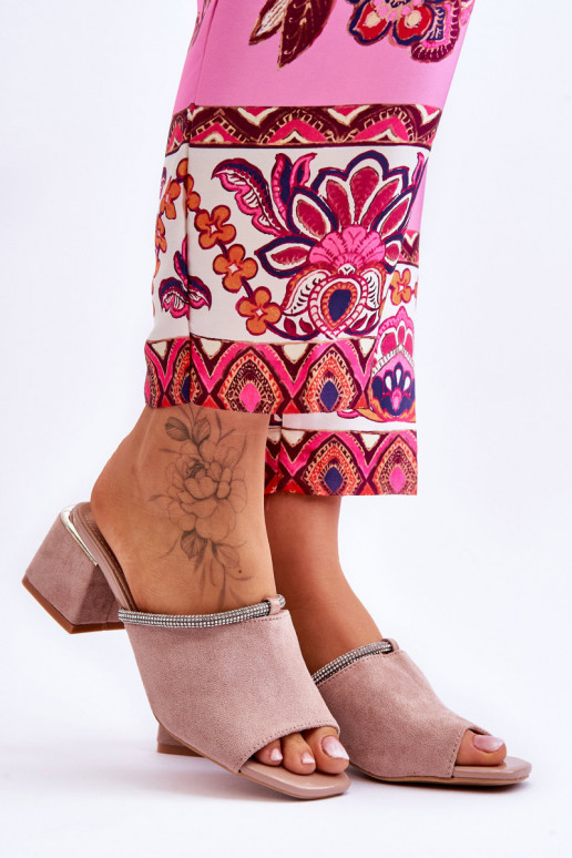 chinelos de camurça com salto S.Barski KV-612-2 cor bege chinelos de camurça com salto S.Barski KV-612-2 cor bege