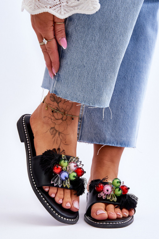 Chinelos com miçangas decorativas S.Barski KV-2775-47 cor preta Chinelos com miçangas decorativas S.Barski KV-2775-47 cor preta