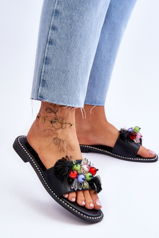 Chinelos com miçangas decorativas S.Barski KV-2775-47 cor preta Chinelos com miçangas decorativas S.Barski KV-2775-47 cor preta