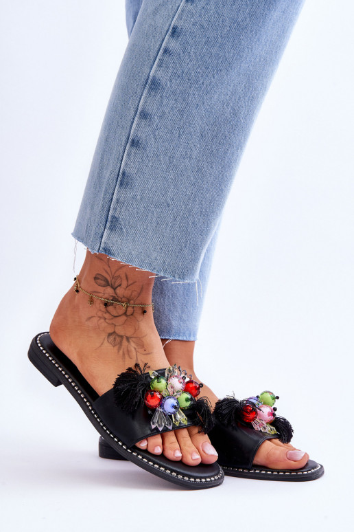 Chinelos com miçangas decorativas S.Barski KV-2775-47 cor preta Chinelos com miçangas decorativas S.Barski KV-2775-47 cor preta