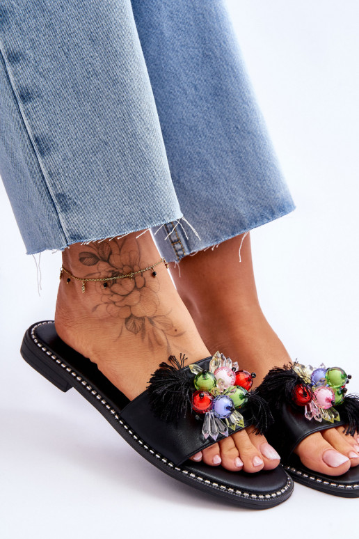 Chinelos com miçangas decorativas S.Barski KV-2775-47 cor preta Chinelos com miçangas decorativas S.Barski KV-2775-47 cor preta